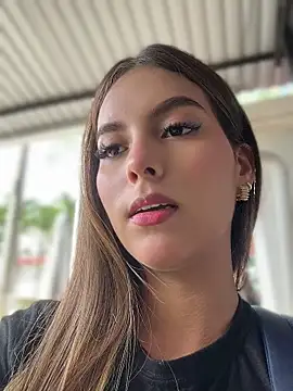 Snapshot of Valeria-escobar chatting on 07-08-26, 01:23 Valeria-escobar online show from 07-08-26, 01:23
