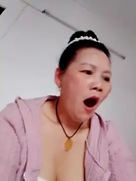 Snapshot of Cako-naka chatting on 02-18-26, 09:17 Cako-naka online show from 02-18-26, 09:17