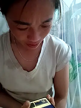 Snapshot of little-effy chatting on 07-26-26, 10:49 little-effy online show from 07-26-26, 10:49