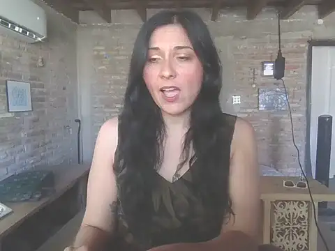 DommeVioleta online show from 05-14-26, 07:44