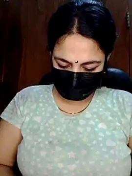 Snapshot of nosrat014 chatting on 05-06-26, 04:00 nosrat014 online show from 05-06-26, 04:00