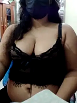 nosrat014 online show from 02-16-26, 12:37