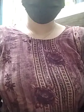 Snapshot of nosrat014 chatting on 01-10-26, 07:25 nosrat014 online show from 01-10-26, 07:25