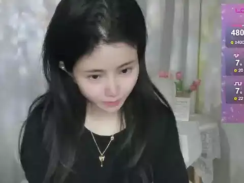 Snapshot of Fish_136 chatting on 12-17-25, 02:38 Fish 136 online show from 12-17-25, 02:38