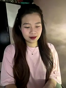 Bae1103  online show from 12-15-25, 10:10