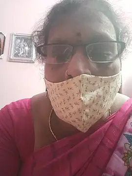 Snapshot of sarala_telugu chatting on 05-10-26, 05:04 sarala telugu online show from 05-10-26, 05:04