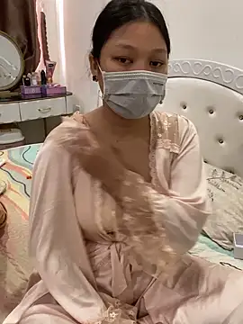 Helenshow68 online show from 12-17-25, 06:40