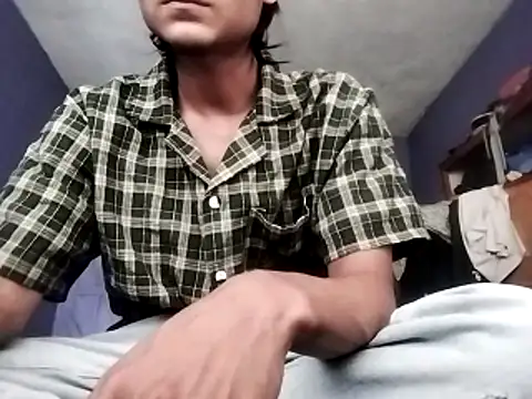 Snapshot of Marccoo123 chatting on 04-23-26, 07:15 Marccoo123 online show from 04-23-26, 07:15