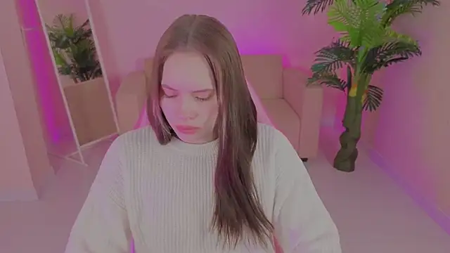 Snapshot of EmilyBridget chatting on 01-10-26, 01:01 EmilyBridget online show from 01-10-26, 01:01