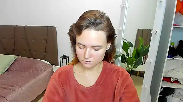 Snapshot of Jessy_lil chatting on 12-22-25, 11:10 Jessy lil online show from 12-22-25, 11:10