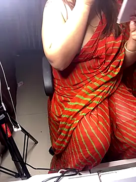 Snapshot of butterflyslay chatting on 01-07-26, 05:34 butterflyslay online show from 01-07-26, 05:34