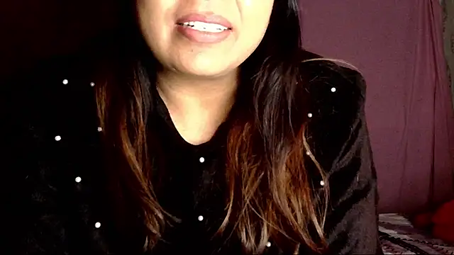 Snapshot of butterflyslay chatting on 12-22-25, 05:02 butterflyslay online show from 12-22-25, 05:02