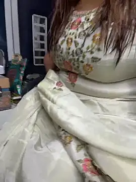 butterflyslay online show from 02-13-26, 07:30