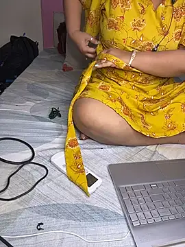 Snapshot of butterflyslay chatting on 03-11-26, 03:00 butterflyslay online show from 03-11-26, 03:00