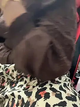 Snapshot of butterflyslay chatting on 03-23-26, 01:55 butterflyslay online show from 03-23-26, 01:55