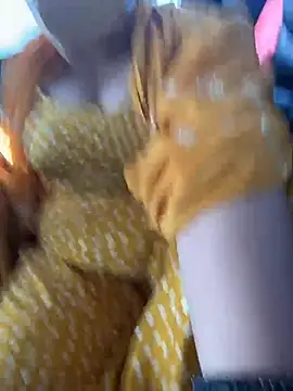 Snapshot of butterflyslay chatting on 05-18-26, 10:20 butterflyslay online show from 05-18-26, 10:20