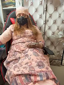 Snapshot of butterflyslay chatting on 04-11-26, 09:02 butterflyslay online show from 04-11-26, 09:02