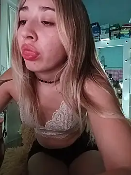 soylulita07 online show from 03-18-26, 06:49