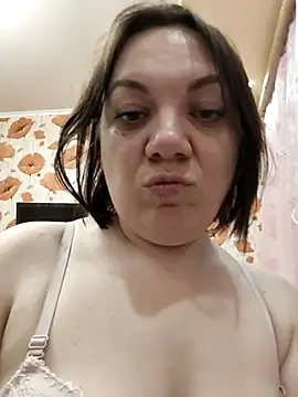 Snapshot of LimonLoveqw chatting on 02-20-26, 06:32 LimonLoveqw online show from 02-20-26, 06:32