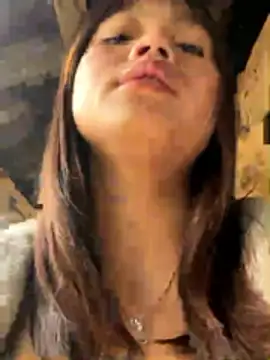  3girl  online show from 12-17-25, 02:16