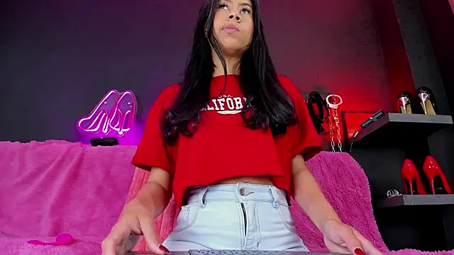 Snapshot of AquaRivers chatting on 12-22-25, 10:59 AquaRivers online show from 12-22-25, 10:59