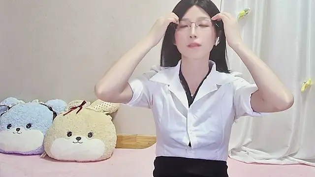 Snapshot of Gxhmelx-xiaoxiao chatting on 07-11-26, 02:50 Gxhmelx-xiaoxiao online show from 07-11-26, 02:50