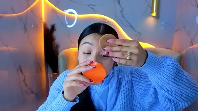 Snapshot of Sofi_Adams_Tx chatting on 01-06-26, 01:15 Sofi Adams Tx online show from 01-06-26, 01:15