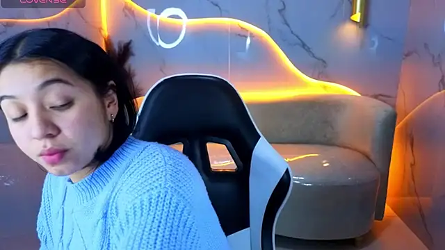 Snapshot of Sofi_Adams_Tx chatting on 01-10-26, 01:06 Sofi Adams Tx online show from 01-10-26, 01:06