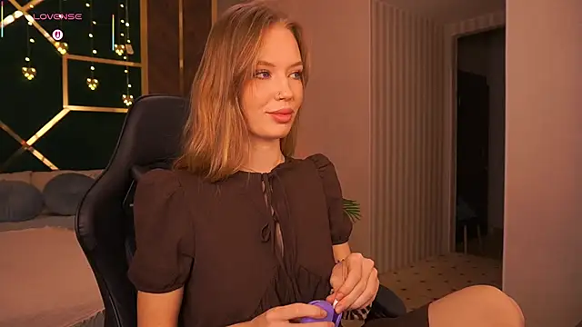 MollyyMayy online show from 02-23-26, 03:23