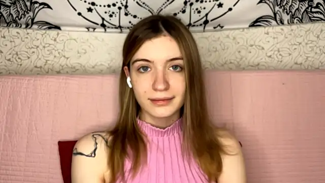 Shining Robi online show from 03-28-26, 01:12