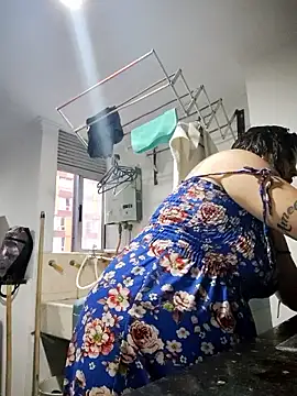 Divine Pouvoir online show from 01-15-26, 11:57