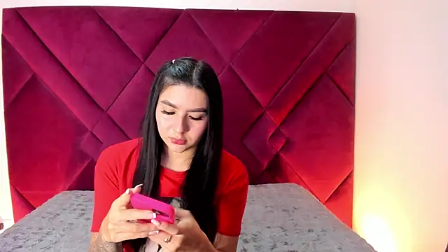 Snapshot of Lilicopper___ chatting on 06-05-26, 04:39 Lilicopper online show from 06-05-26, 04:39