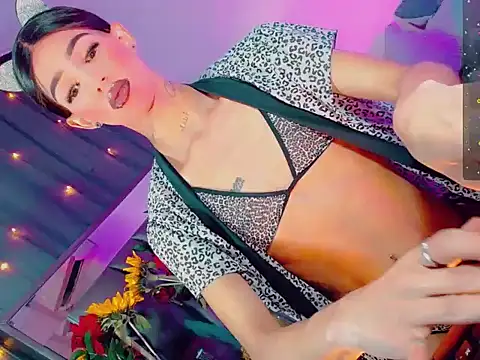 agathaferrer3 online show from 03-08-26, 08:01