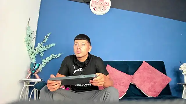 MagnusKnight  online show from 02-20-26, 01:35