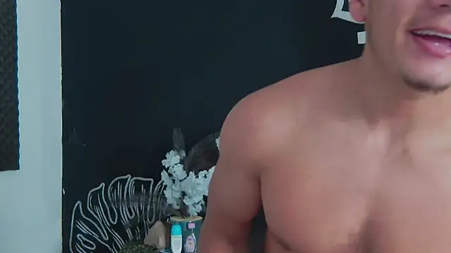 MagnusKnight  online show from 02-04-26, 03:07