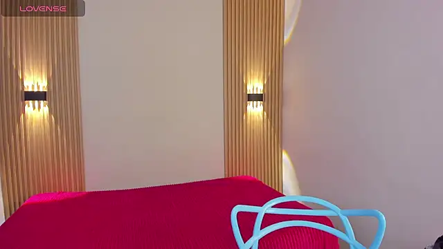 VivianOwen9 online show from 02-26-26, 01:16