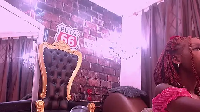 Snapshot of MilaHallu chatting on 07-04-26, 12:32 MilaHallu online show from 07-04-26, 12:32