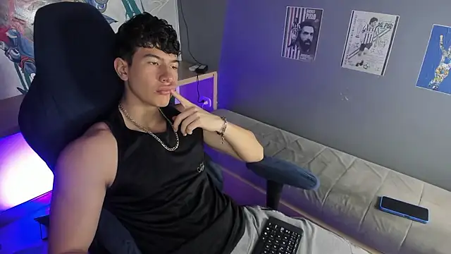 Criss Adams online show from 01-10-26, 02:18