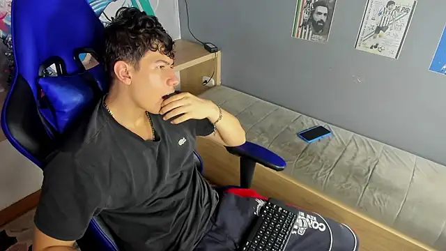 Criss Adams online show from 01-09-26, 03:02