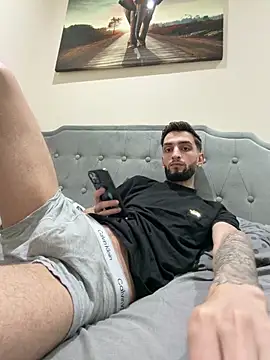 Snapshot of Juliann69Ramiro chatting on 02-17-26, 09:34 Juliann69Ramiro online show from 02-17-26, 09:34