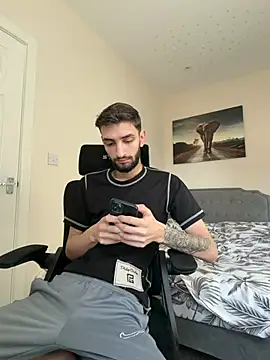 Juliann69Ramiro online show from 01-14-26, 01:26