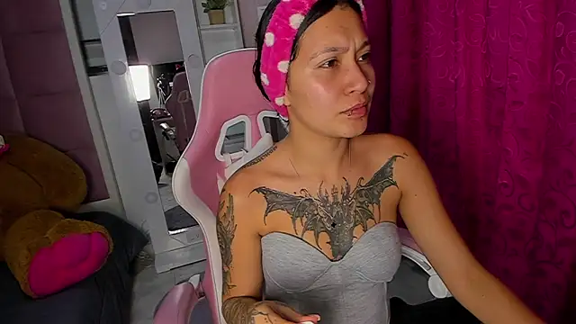 MiaFox 03 online show from 03-10-26, 10:14