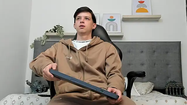 sebastamayo  online show from 03-10-26, 07:01