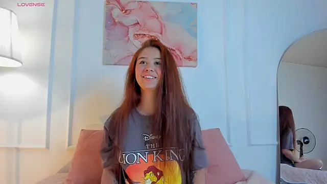 Amelia Saenz  online show from 03-25-26, 07:46