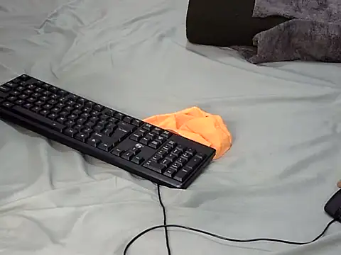 Erotic vybez  online show from 01-12-26, 05:42