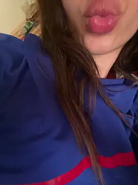 Snapshot of yasmina2020 chatting on 07-31-26, 11:31 yasmina2020 online show from 07-31-26, 11:31