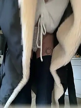 dein traumchen online show from 02-25-26, 01:00