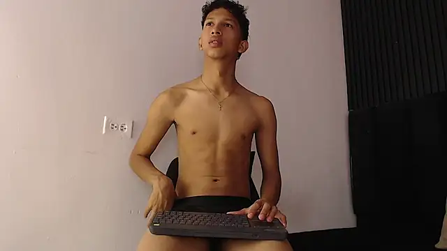 SmoothAlpha  online show from 02-13-26, 02:50