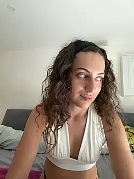 Snapshot of CoquineCharmeuse chatting on 06-09-26, 01:23 CoquineCharmeuse online show from 06-09-26, 01:23