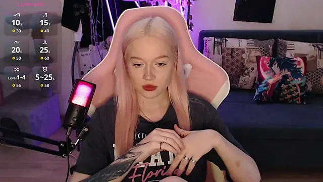 fantasy lisa online show from 01-12-26, 01:56